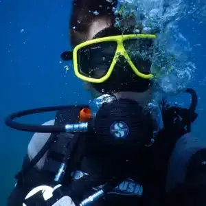 дайвінг центр називається Gotodive Diving Center Cyprus